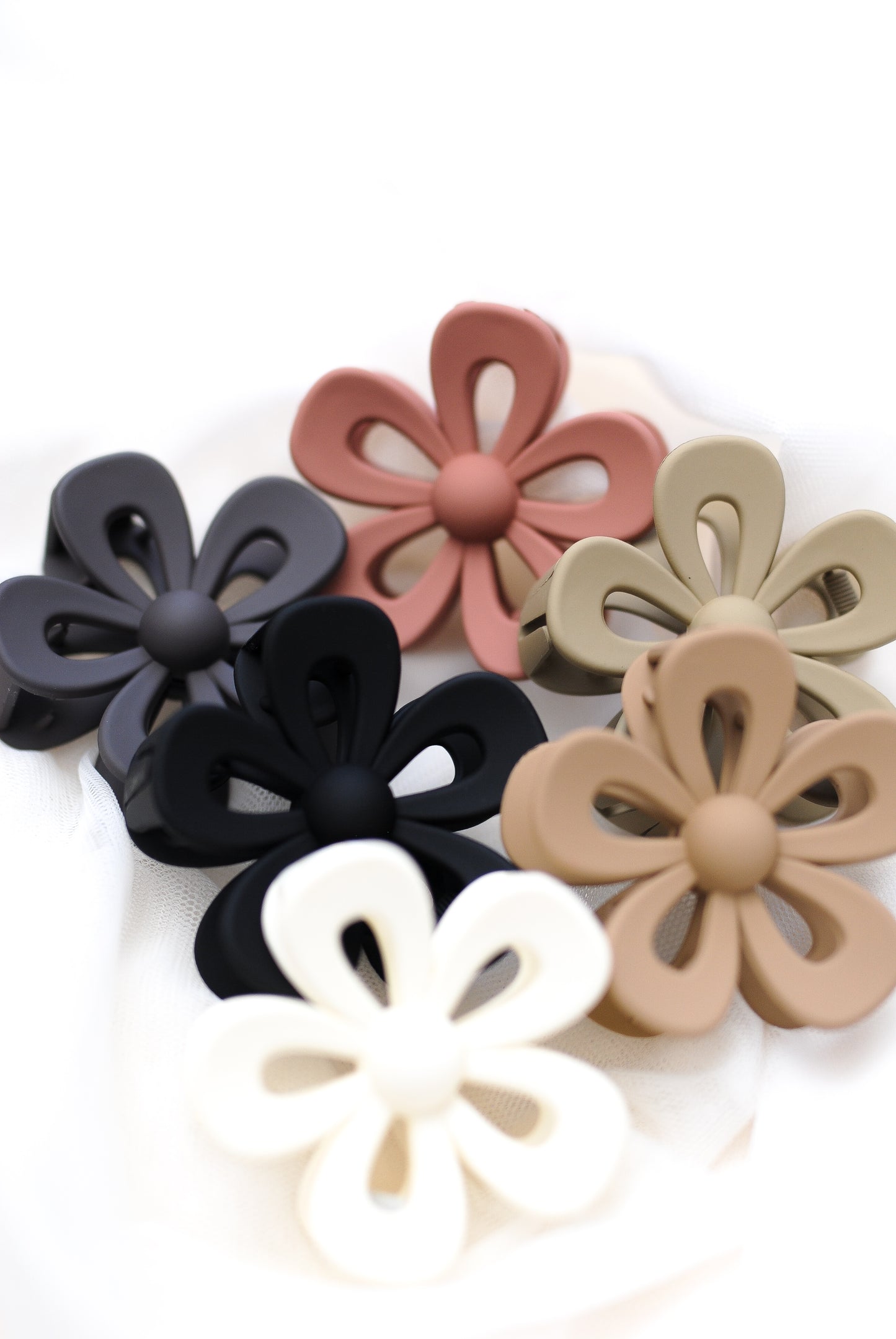 Daisy Hair Claw Clips