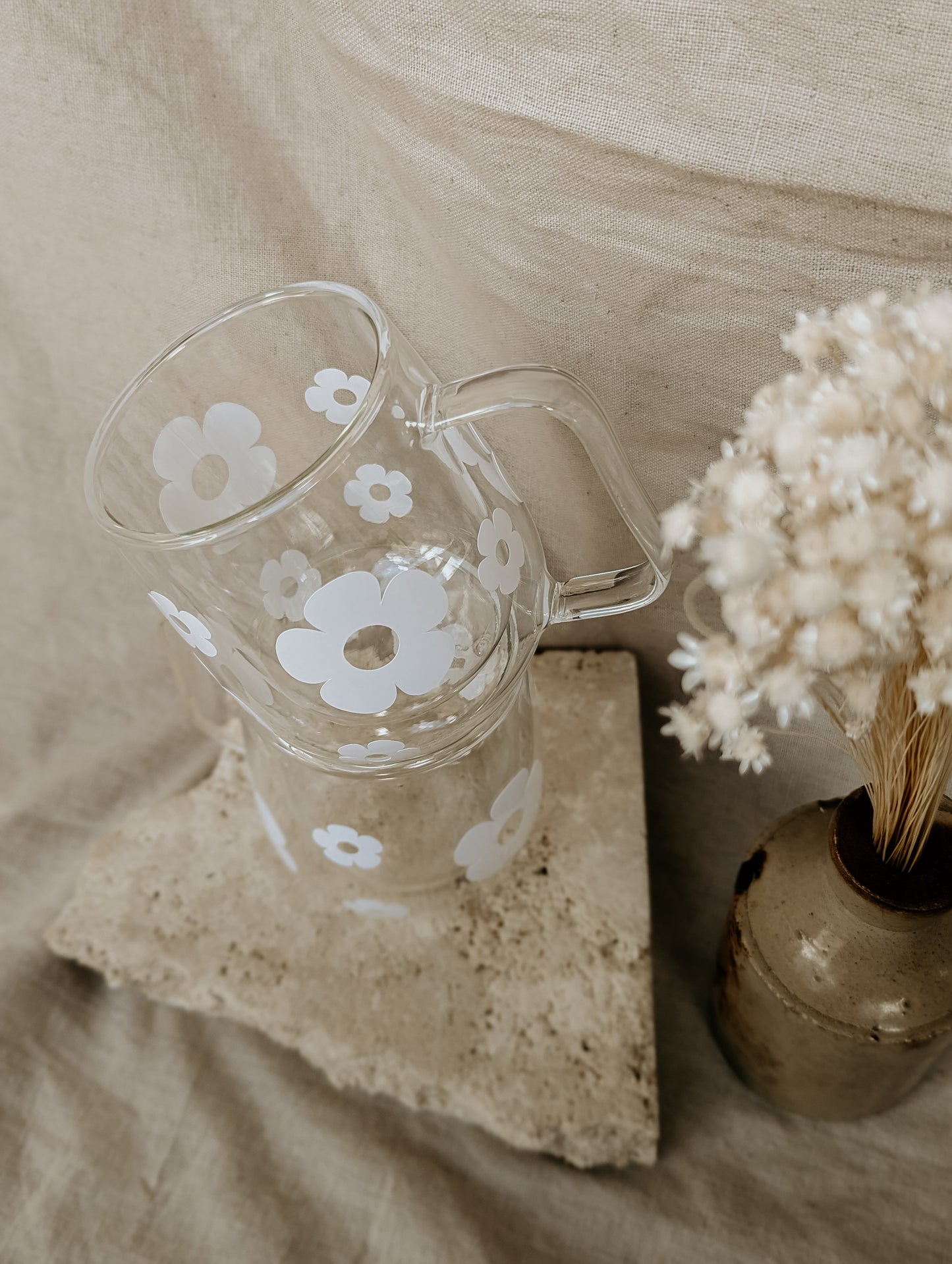 White Daisy Mugs