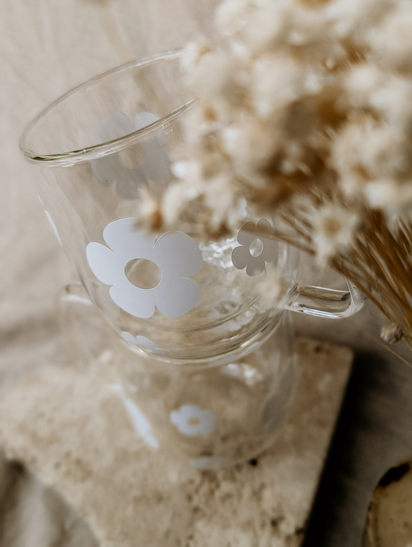 White Daisy Mugs