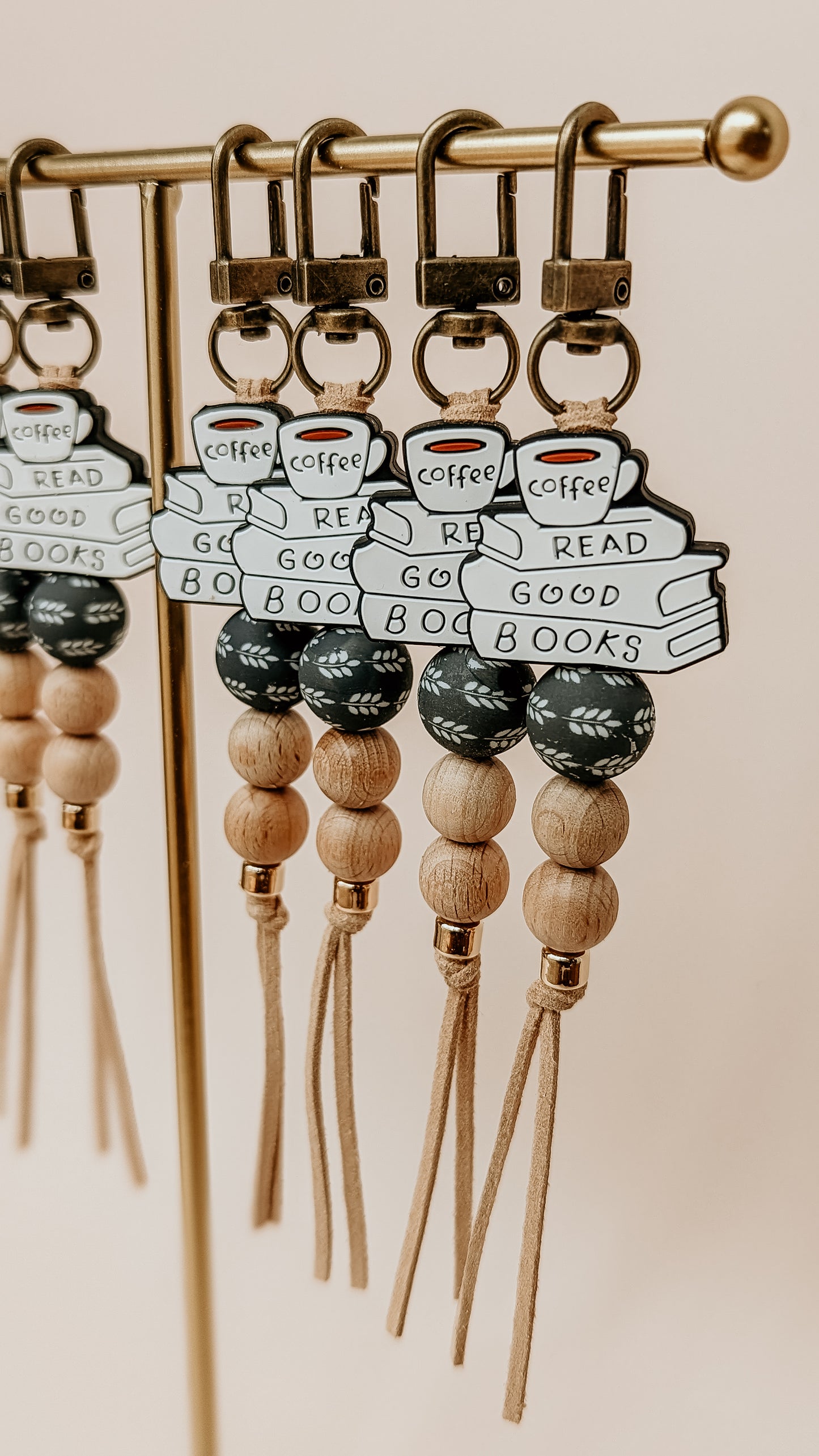 'Coffee and Read Good Books' Keyrings