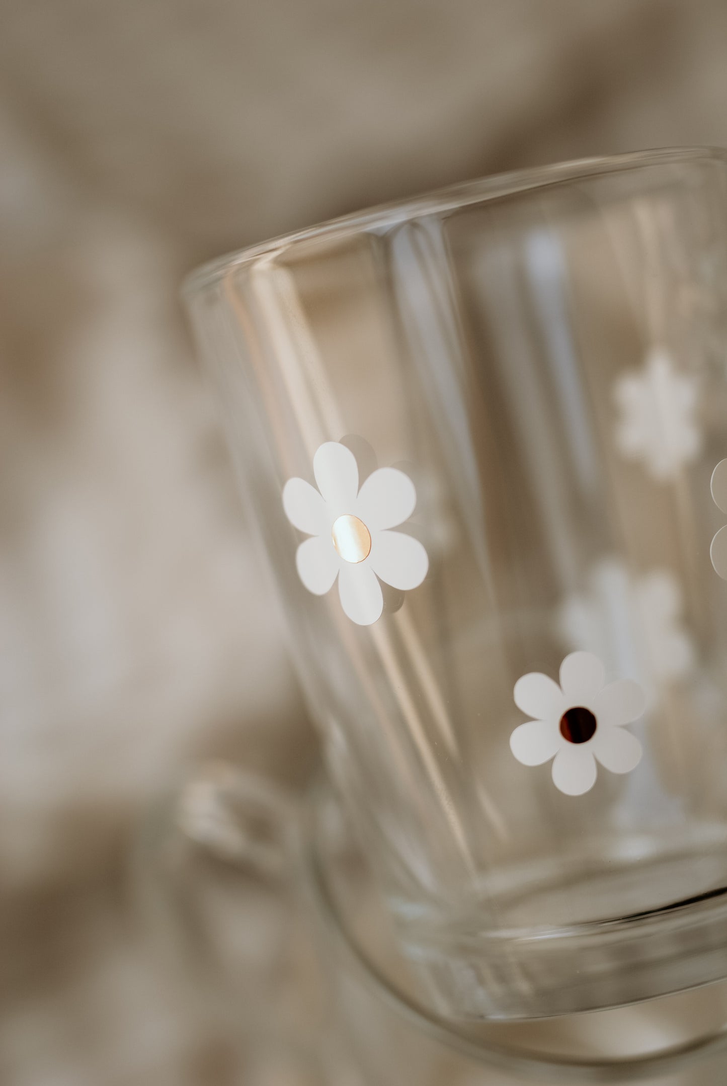 White Daisy Mugs